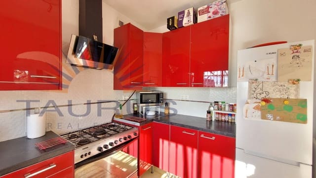 5 Zimmer Villa zu verkaufen in Cómpeta mit Pool Garage - 345.000 € (Ref: 9426991)