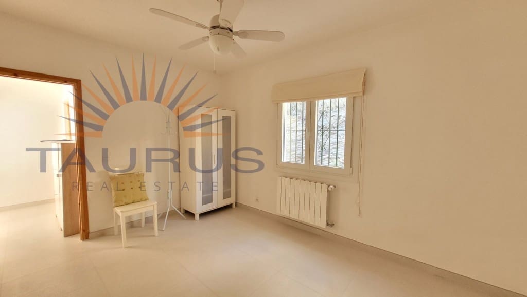 3 sovrum Villa till salu i Arenas de Velez med pool - 649 000 € (Ref: 9437043)