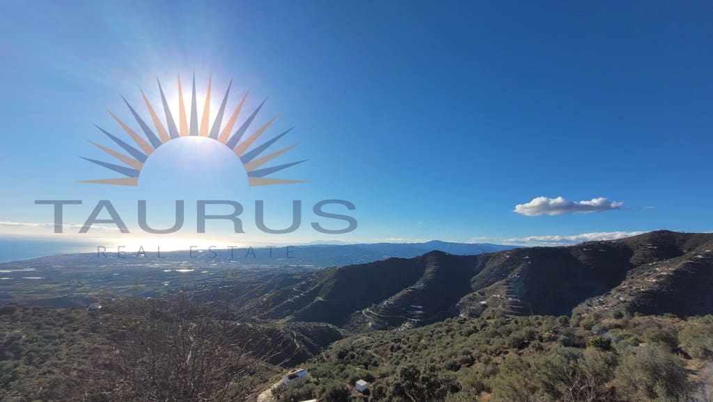 3 sovrum Villa till salu i Arenas de Velez med pool - 649 000 € (Ref: 9437043)