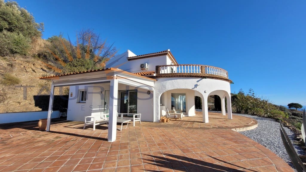 3 sovrum Villa till salu i Arenas de Velez med pool - 649 000 € (Ref: 9437043)