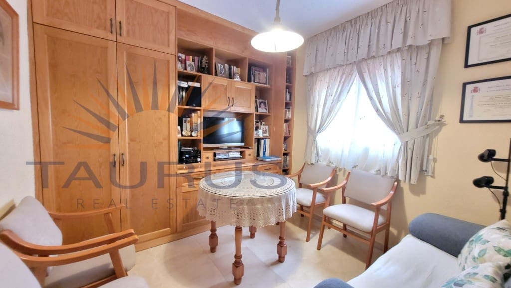 3 sovrum Hus till salu i Velez-Malaga med pool garage - 385 000 € (Ref: 9446170)