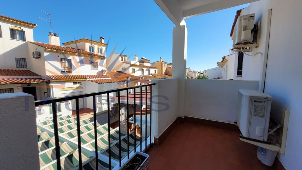 3 sovrum Hus till salu i Velez-Malaga med pool garage - 385 000 € (Ref: 9446170)
