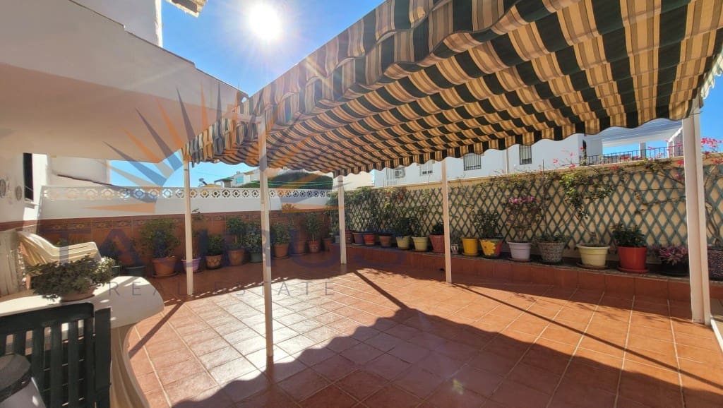 3 sovrum Hus till salu i Velez-Malaga med pool garage - 385 000 € (Ref: 9446170)