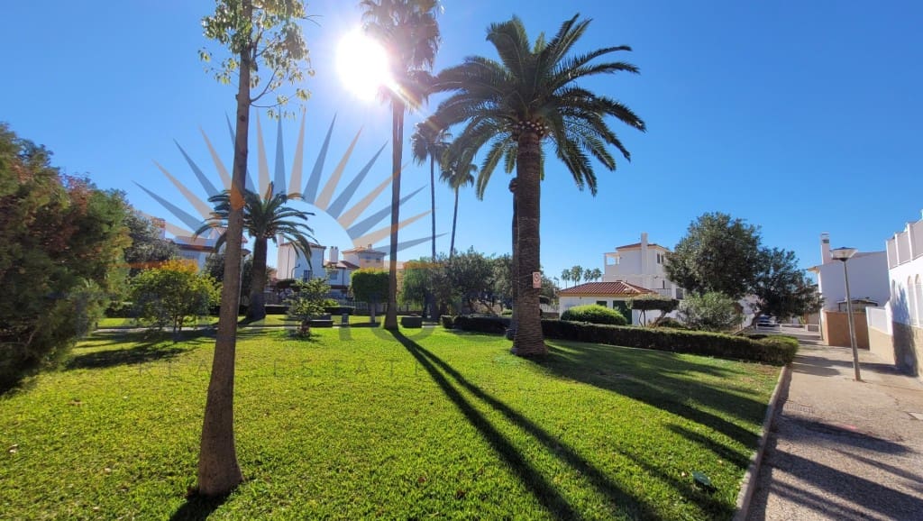 3 sovrum Hus till salu i Velez-Malaga med pool garage - 385 000 € (Ref: 9446170)