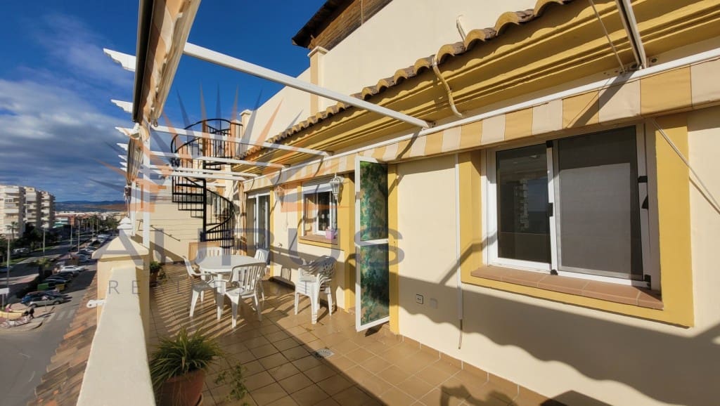 2 bedroom Apartment for sale in Algarrobo Costa with garage - € 470,000 (Ref: 9465441)