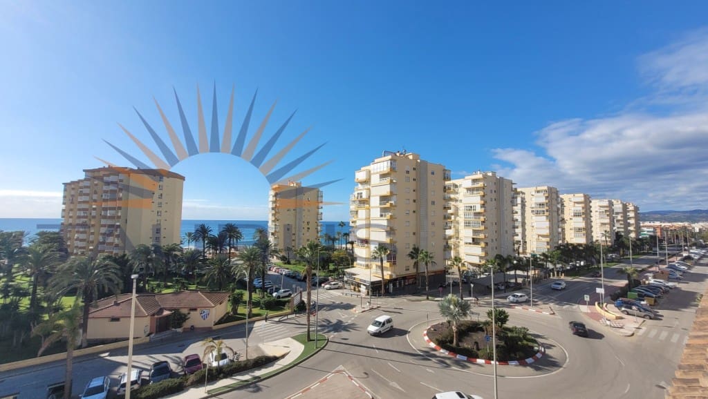 2 bedroom Apartment for sale in Algarrobo Costa with garage - € 470,000 (Ref: 9465441)