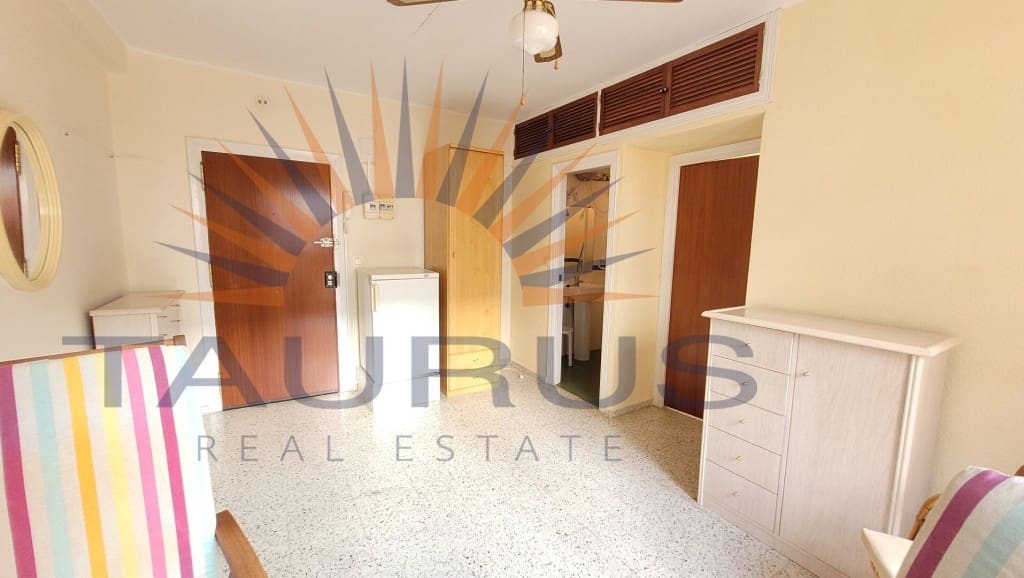 1 bedroom Apartment for sale in Torre del Mar - € 175,000 (Ref: 9485215)