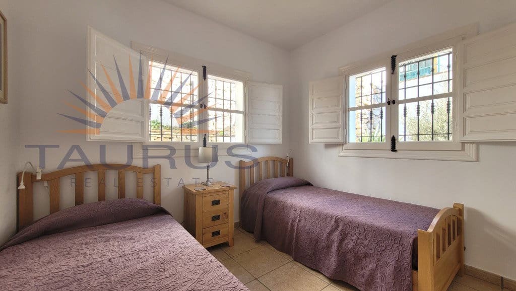 Chalet de 5 habitaciones en Cómpeta en venta con piscina garaje - 575.000 € (Ref: 9488246)