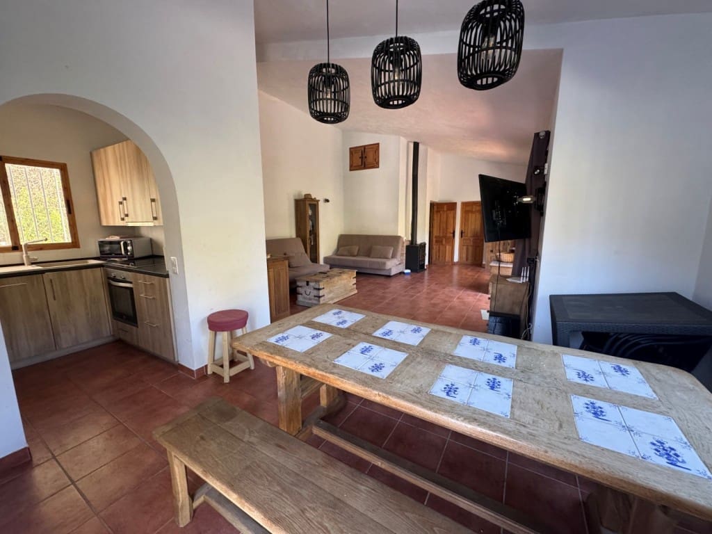 2 soveværelse Villa til salg i Competa med swimmingpool garage - € 279.000 (Ref: 9508654)