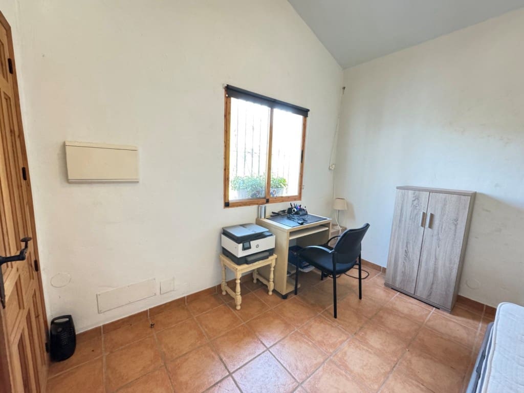 2 soveværelse Villa til salg i Competa med swimmingpool garage - € 279.000 (Ref: 9508654)