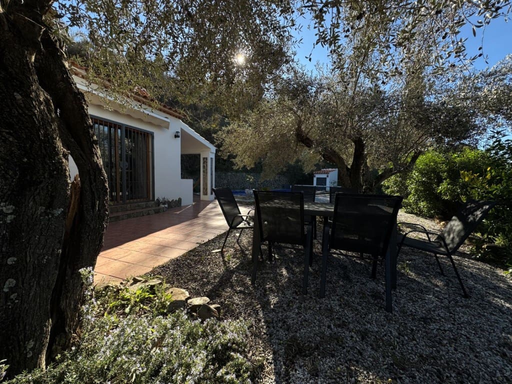 2 soveværelse Villa til salg i Competa med swimmingpool garage - € 279.000 (Ref: 9508654)