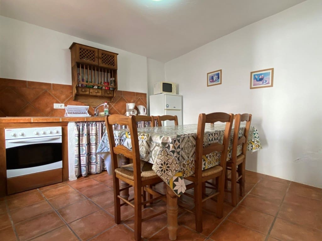 2 bedroom Townhouse for sale in Canillas de Aceituno - € 170,000 (Ref: 9508655)