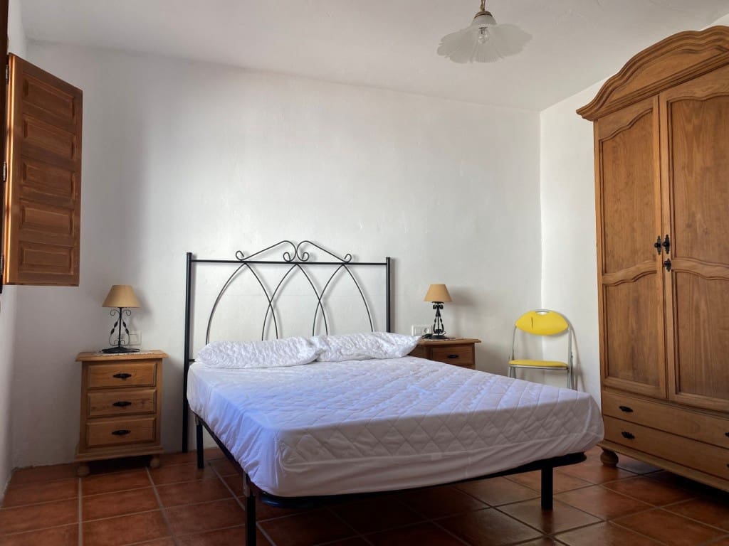 2 bedroom Townhouse for sale in Canillas de Aceituno - € 170,000 (Ref: 9508655)