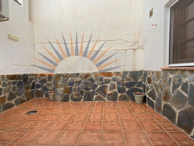 2 quarto Casa em Banda para venda em Canillas de Aceituno - 170 000 € (Ref: 9508655)