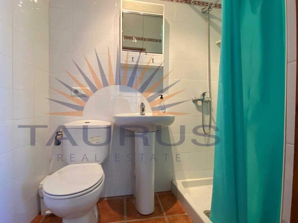 2 bedroom Townhouse for sale in Canillas de Aceituno - € 170,000 (Ref: 9508655)