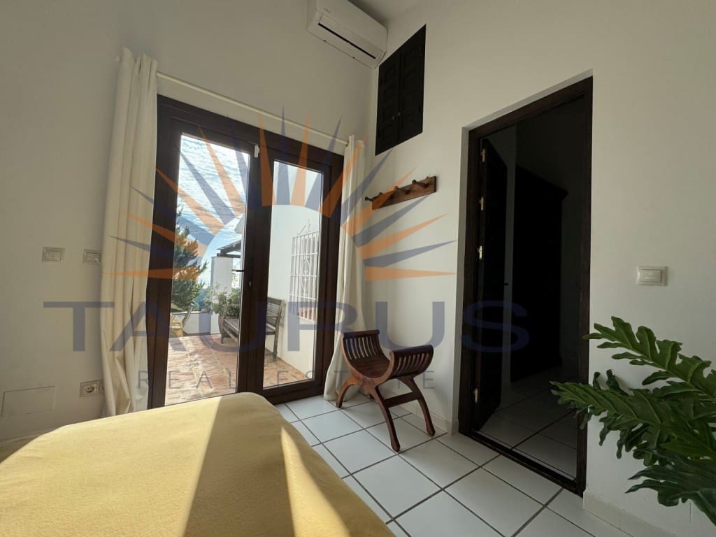 4 quarto Moradia para venda em Sayalonga com piscina - 798 000 € (Ref: 9524098)
