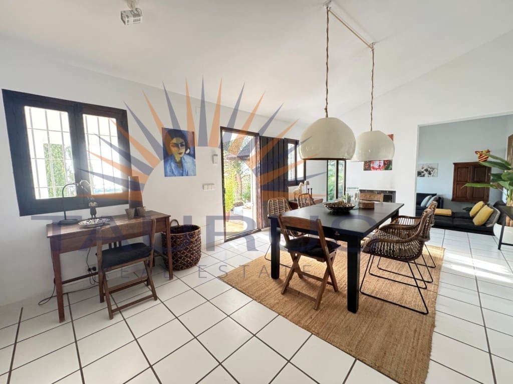 4 quarto Moradia para venda em Sayalonga com piscina - 798 000 € (Ref: 9524098)