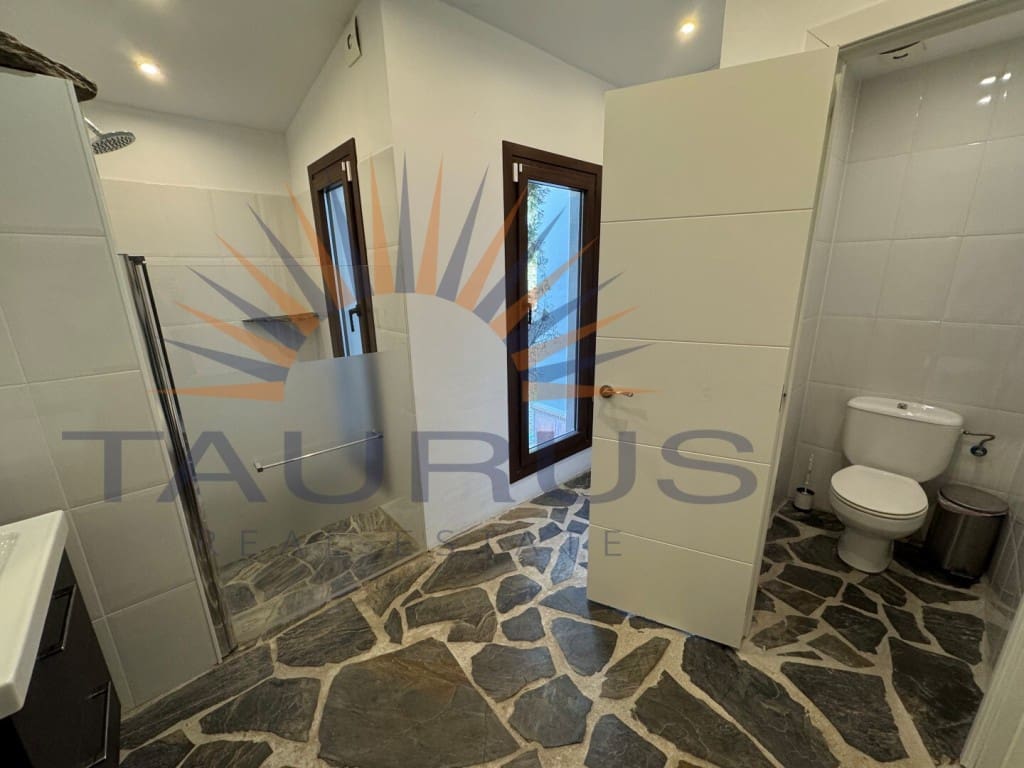 4 quarto Moradia para venda em Sayalonga com piscina - 798 000 € (Ref: 9524098)