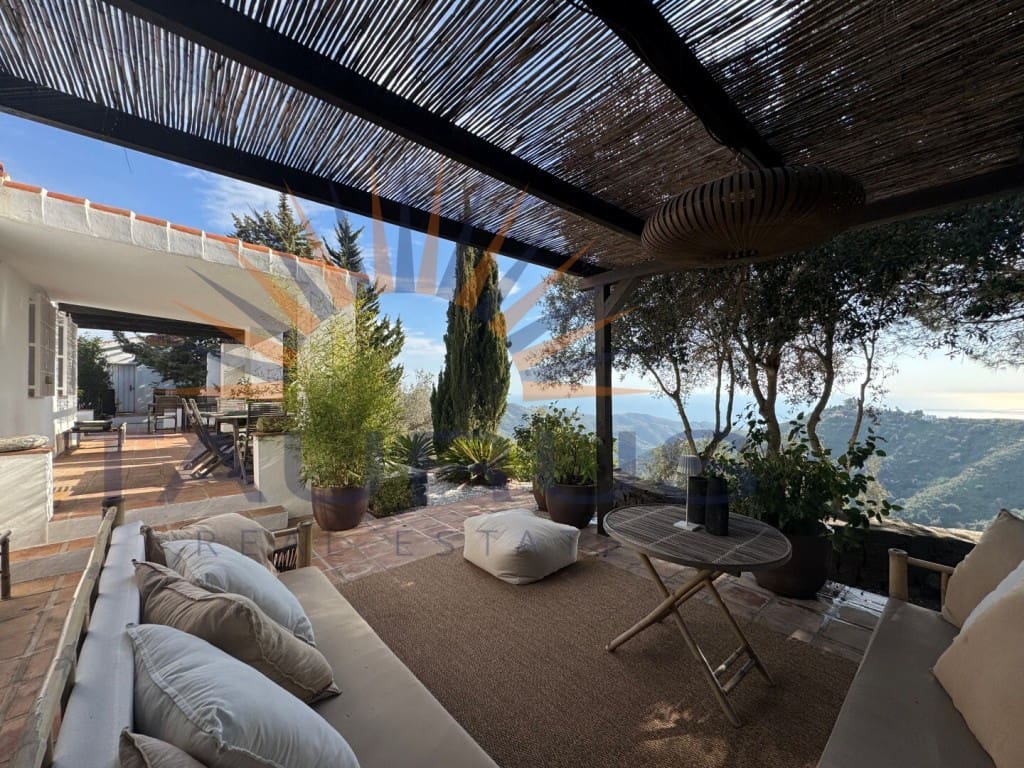 4 quarto Moradia para venda em Sayalonga com piscina - 798 000 € (Ref: 9524098)