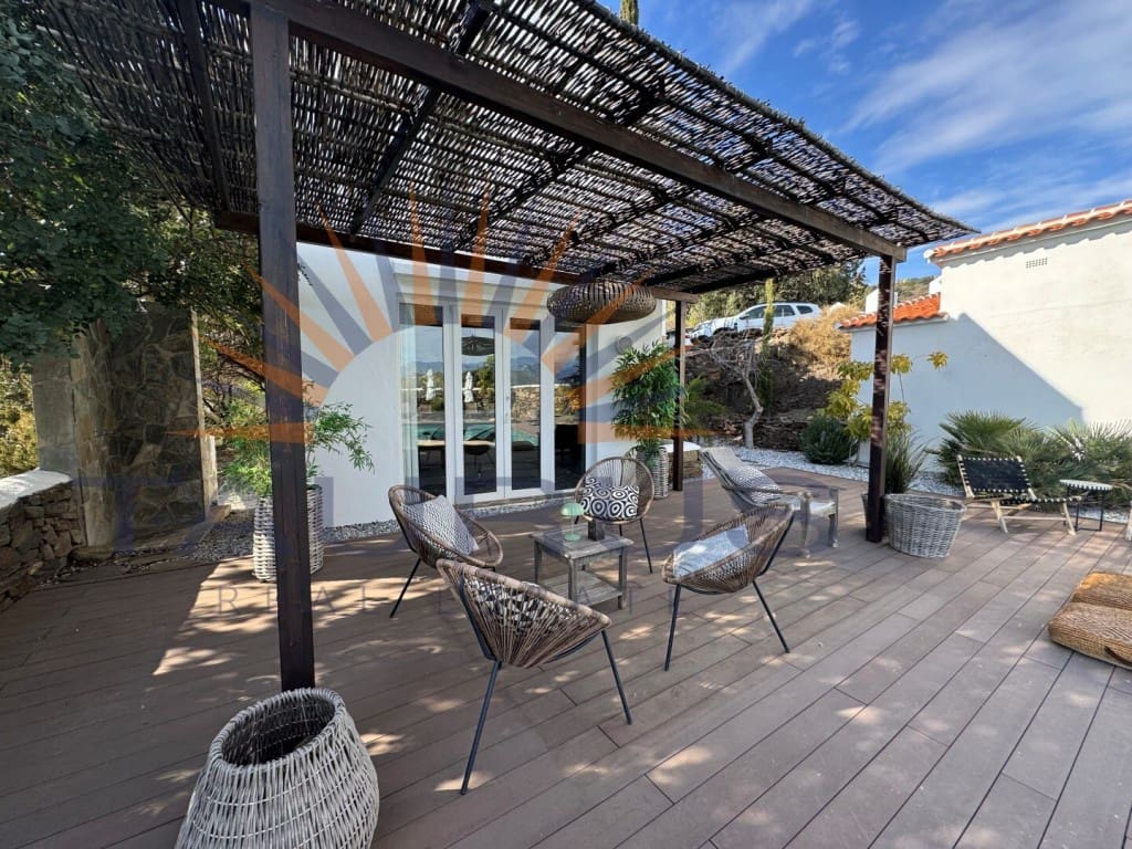 4 quarto Moradia para venda em Sayalonga com piscina - 798 000 € (Ref: 9524098)