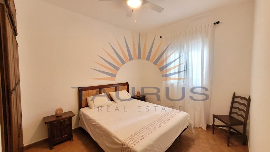 4 soveværelse Villa til salg i Competa med swimmingpool - € 465.000 (Ref: 9533463)