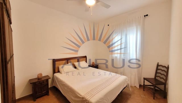 4 soveværelse Villa til salg i Cómpeta med swimmingpool - € 465.000 (Ref: 9533463)