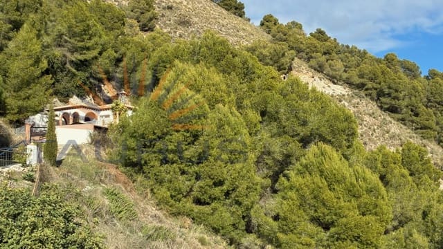 4 soveværelse Villa til salg i Cómpeta med swimmingpool - € 465.000 (Ref: 9533463)