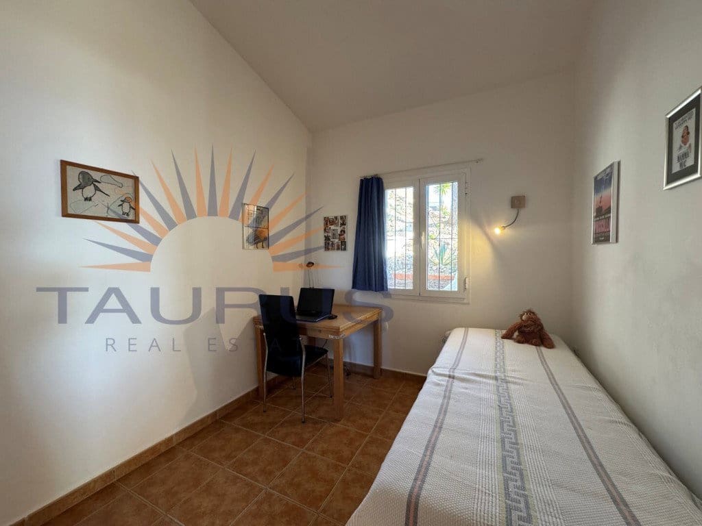 3 bedroom Villa for sale in Competa with garage - € 430,000 (Ref: 9533464)