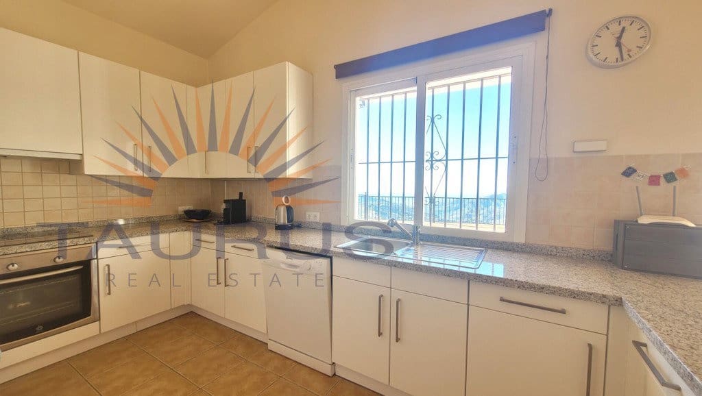 3 bedroom Villa for sale in Competa with garage - € 430,000 (Ref: 9533464)