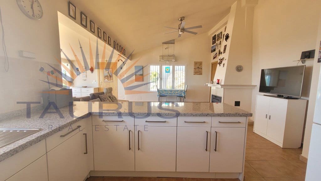 3 bedroom Villa for sale in Competa with garage - € 430,000 (Ref: 9533464)