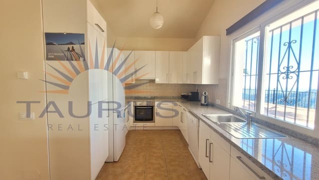 Chalet de 3 habitaciones en Cómpeta en venta - 430.000 € (Ref: 9533464)