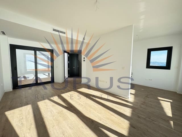 2 sypialnia Dom na sprzedaż w Torrox-Costa, Torrox z basenem garażem - 347 000 € (Ref: 9533465)
