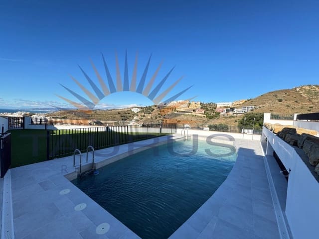 2 soveværelse Byhus til salg i Torrox Pueblo, Torrox med swimmingpool garage - € 347.000 (Ref: 9533465)