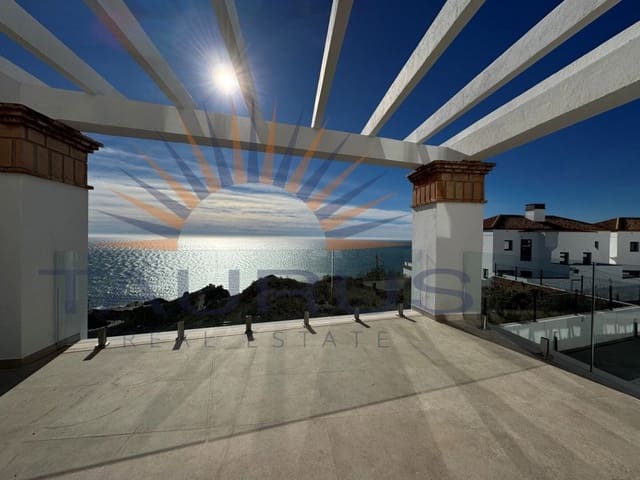 2 soveværelse Byhus til salg i Torrox Pueblo, Torrox med swimmingpool garage - € 347.000 (Ref: 9533465)