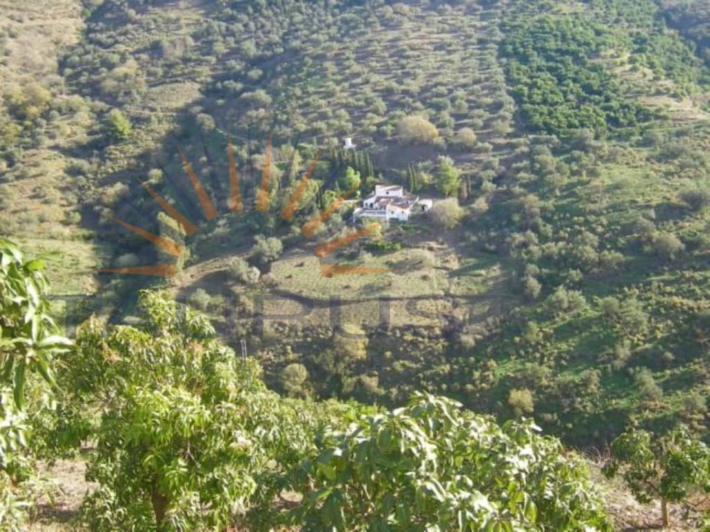 3 quarto Moradia para venda em Competa com piscina garagem - 1 000 000 € (Ref: 9551192)