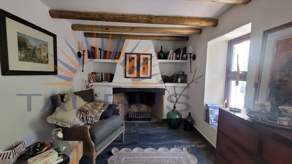 3 quarto Moradia para venda em Competa com piscina garagem - 1 000 000 € (Ref: 9551192)