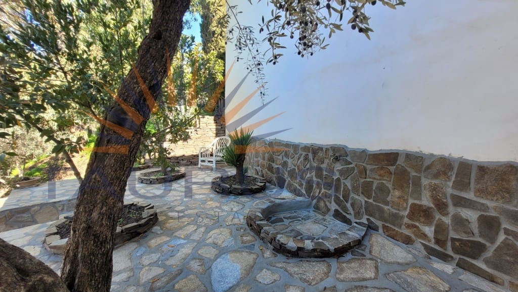 3 quarto Moradia para venda em Competa com piscina garagem - 1 000 000 € (Ref: 9551192)