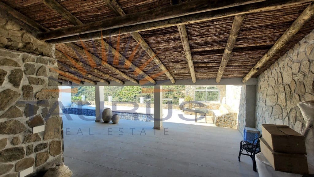 3 bedroom Villa for sale in Competa with pool garage - € 1,100,000 (Ref: 9551192)