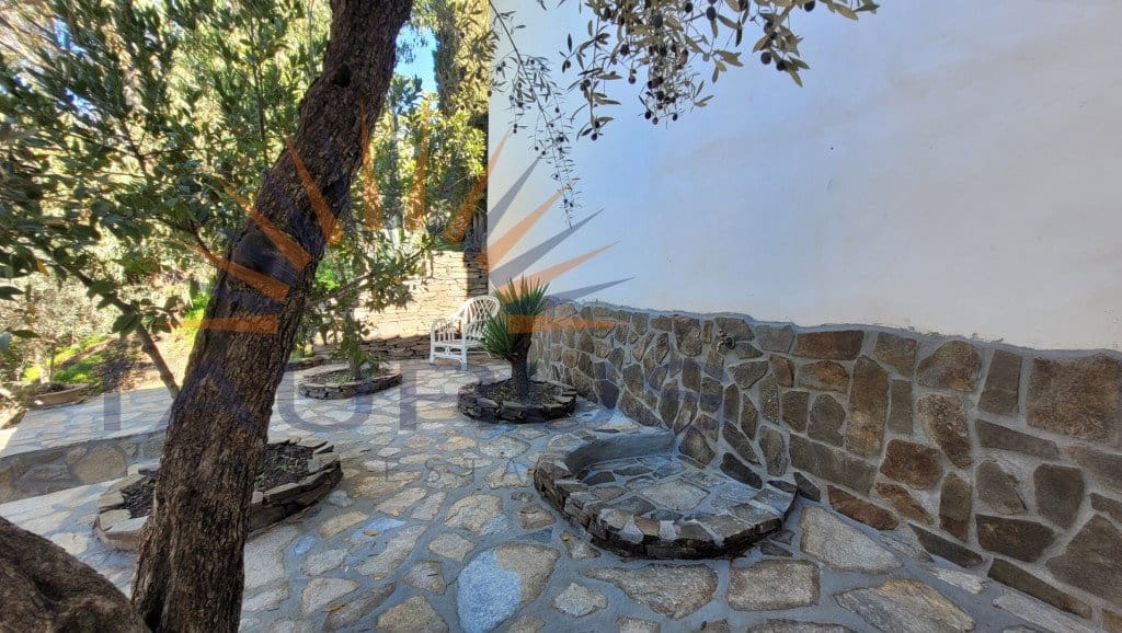 3 bedroom Villa for sale in Competa with pool garage - € 1,100,000 (Ref: 9551192)
