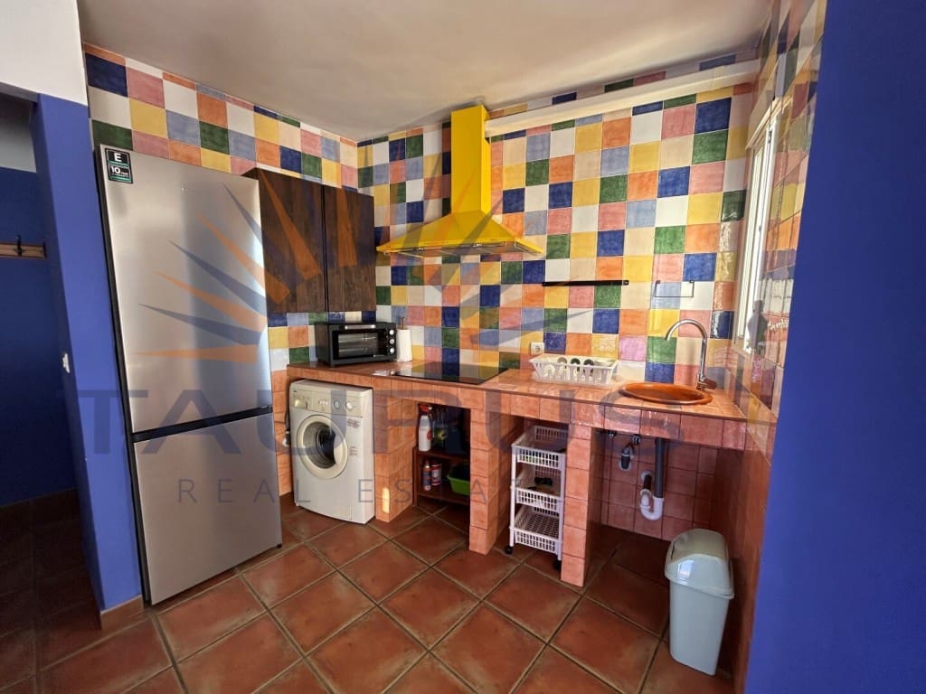 2 sypialnia Dom na sprzedaż w Sayalonga - 146 000 € (Ref: 9599355)