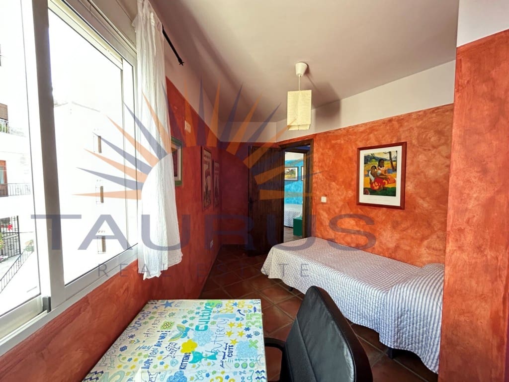 2 sypialnia Dom na sprzedaż w Sayalonga - 146 000 € (Ref: 9599355)