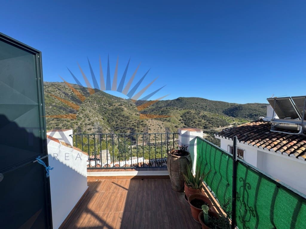 3 slaapkamer Huis te koop in Sedella - € 78.000 (Ref: 9625467)