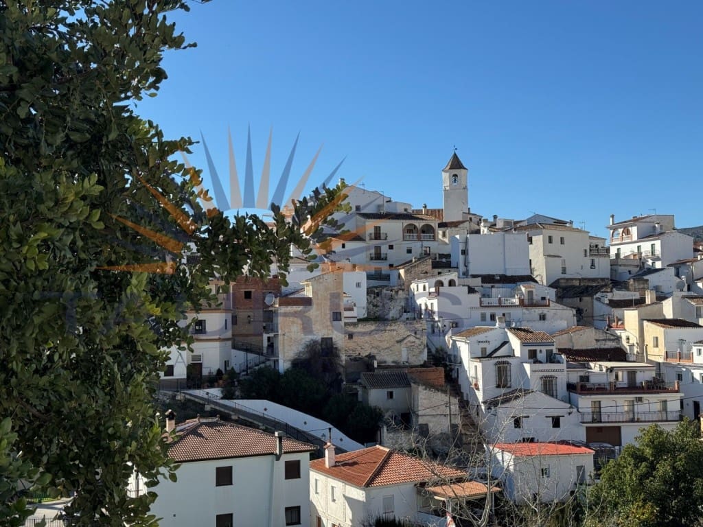3 bedroom Townhouse for sale in Sedella - € 78,000 (Ref: 9625467)