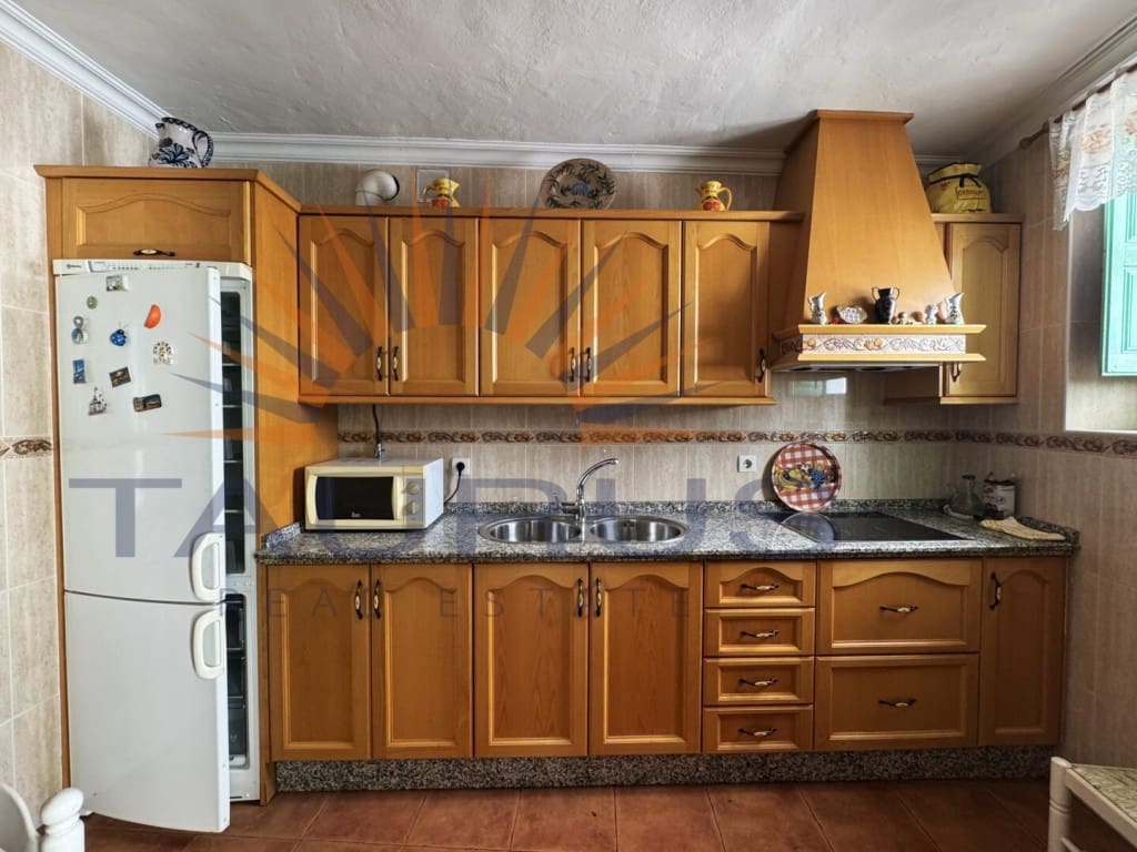 3 quarto Casa em Banda para venda em Canillas de Albaida - 169 000 € (Ref: 9634144)
