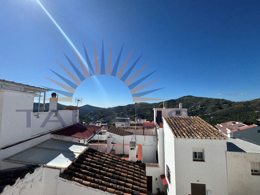 3 quarto Casa em Banda para venda em Canillas de Albaida - 169 000 € (Ref: 9634144)
