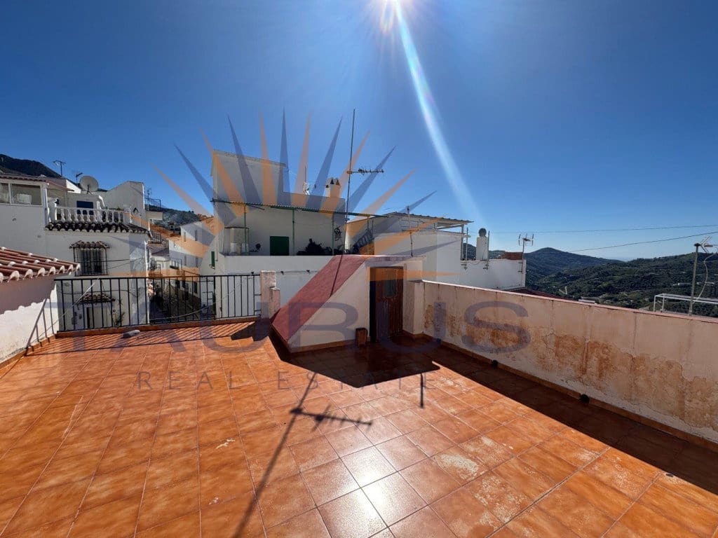 3 soveværelse Byhus til salg i Canillas de Albaida - € 169.000 (Ref: 9634144)