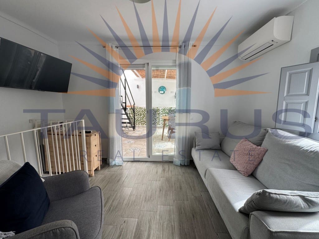 2 Zimmer Haus zu verkaufen in Sayalonga - 179.000 € (Ref: 9651683)