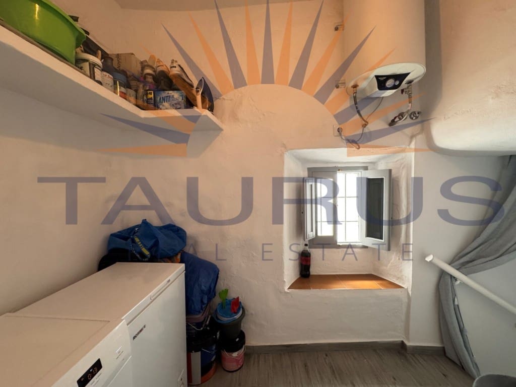 2 Zimmer Haus zu verkaufen in Sayalonga - 179.000 € (Ref: 9651683)