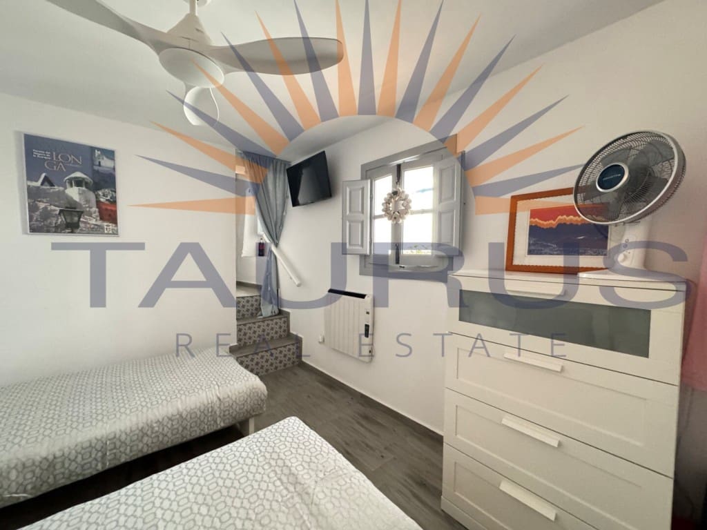 2 Zimmer Haus zu verkaufen in Sayalonga - 179.000 € (Ref: 9651683)