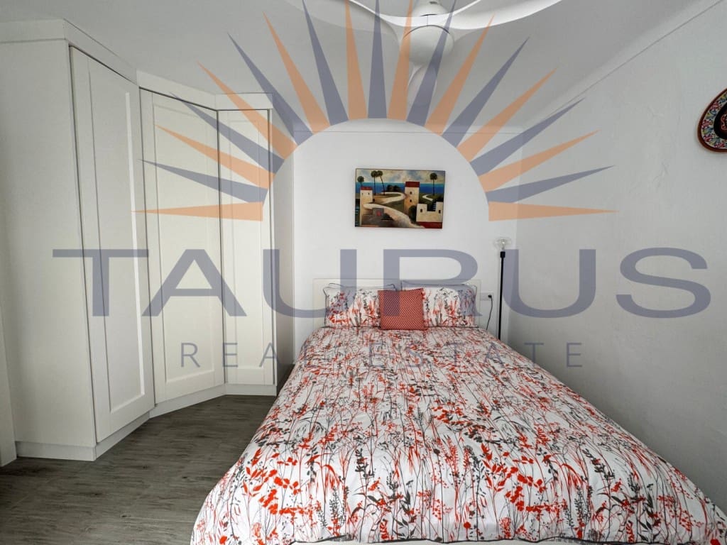 2 Zimmer Haus zu verkaufen in Sayalonga - 179.000 € (Ref: 9651683)